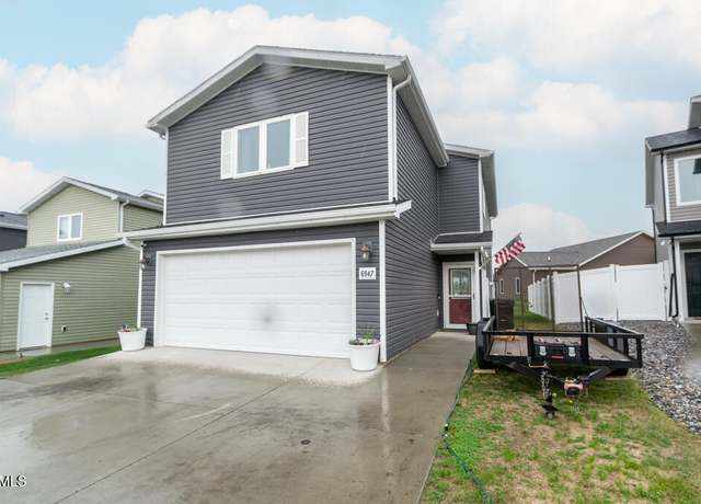 Property at 6947 Majestic Loop, Bismarck, ND 58504, 3 beds, 2.5 baths