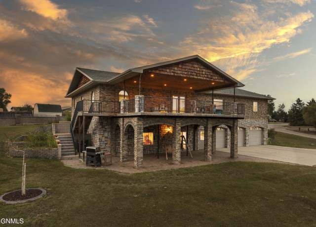 Property at 512 4th Ave Sw Ave SW, Surrey, ND 58785, 4 beds, 3 baths