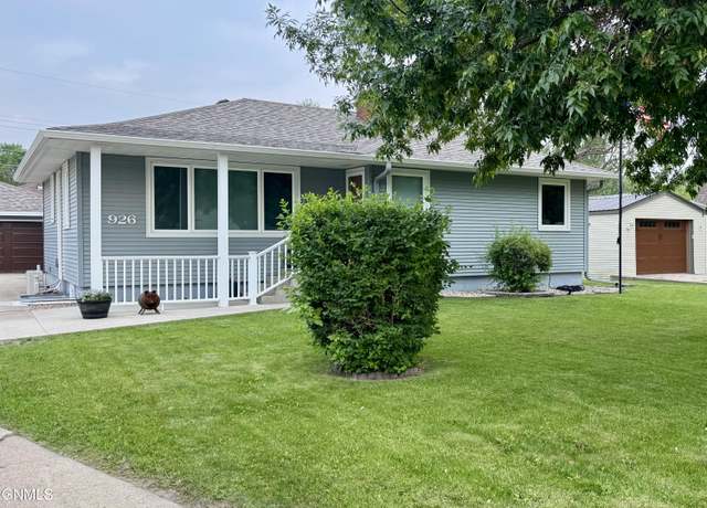 Property at 926 3rd Ave NW, Jamestown, ND 58401, 4 beds, 3 baths