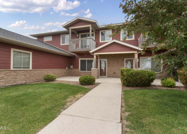 Property at 3506 33rd Ave W #45, Williston, ND 58801, 2 beds, 2 baths