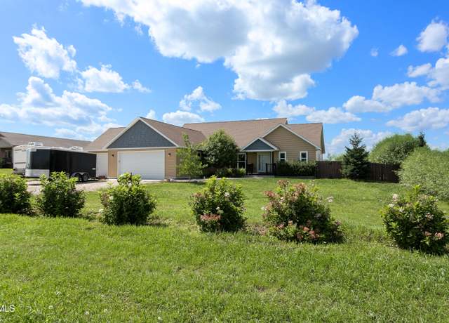 Property at 5481 Sweet Clover Ln, Williston, ND 58801, 5 beds, 3.5 baths