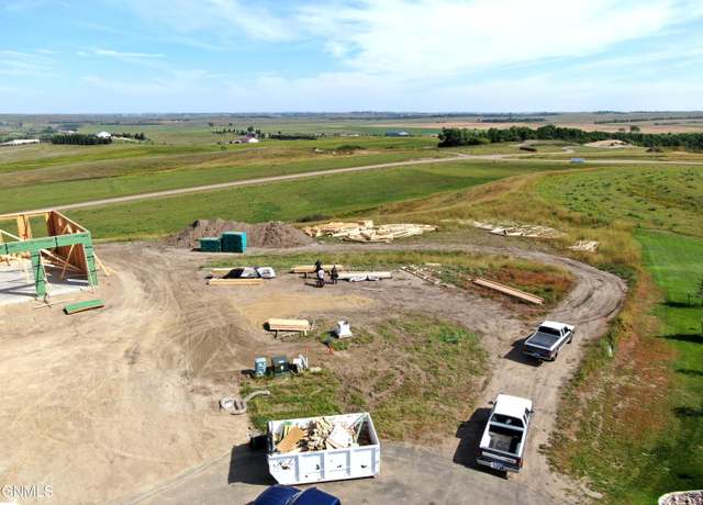 Property at 11007 Acadia Cir, Bismarck, ND 58503