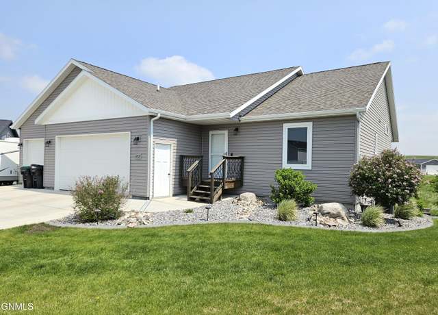 Property at 6921 Majestic Pl, Lincoln, ND 58504, 4 beds, 3 baths