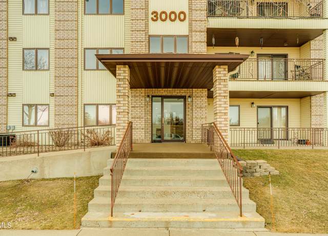 Property at 3000 4 St #127, Bismarck, ND 58503, 2 beds, 1 bath