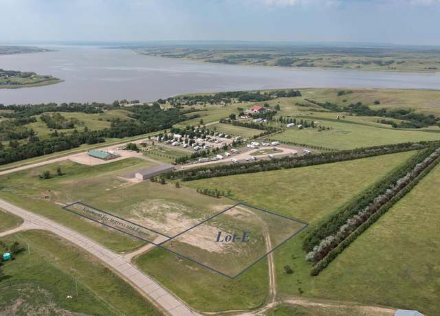 Property at 8031 Nd-1804 Unit 14-E, Linton, ND 58552