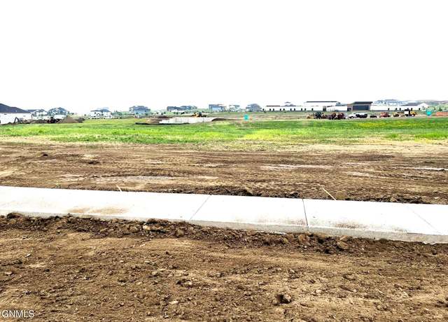 Property at 4222 4222 Ruminant Ct, Bismarck, ND 58503