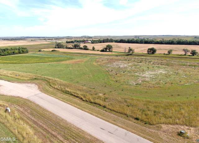 Property at 11711 Redwood Rd, Bismarck, ND 58503