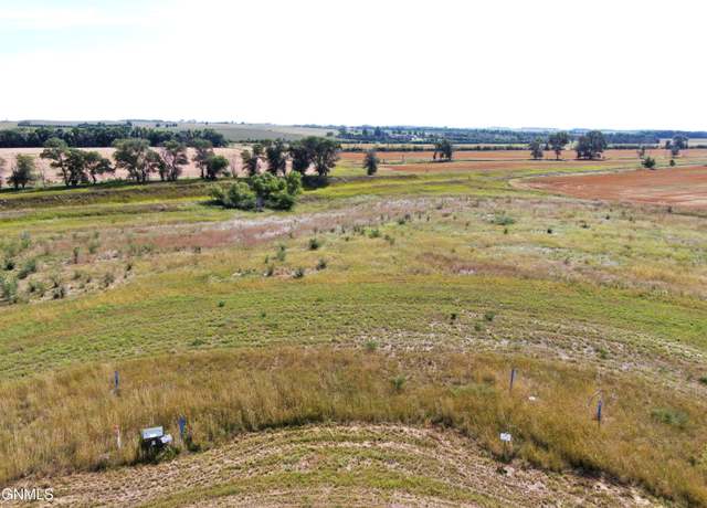 Property at 20005 Acadia Pl, Bismarck, ND 58503