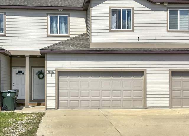 Property at 13725 Kristina St Unit G, Williston, ND 58801, 4 beds, 2.5 baths