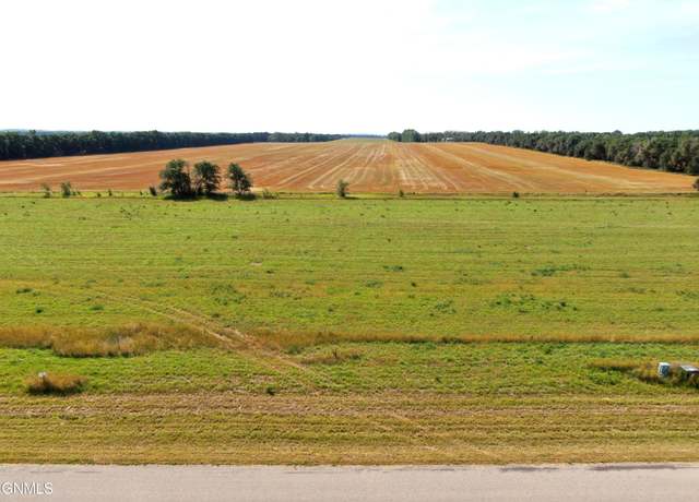 Property at 18003 Acadia Dr, Bismarck, ND 58503