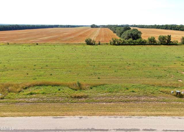 Property at 17007 Acadia Dr, Bismarck, ND 58503