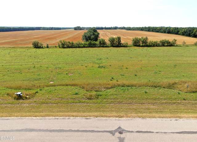 Property at 17003 Acadia Dr, Bismarck, ND 58503
