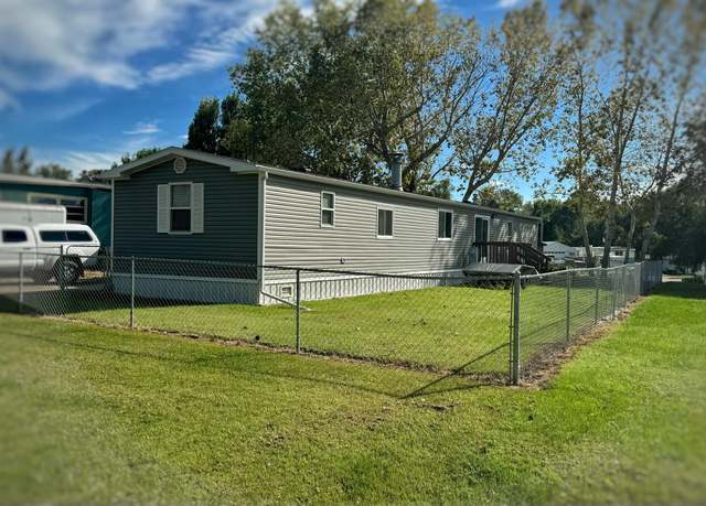 Property at 113 Pheasant St, Lincoln, ND 58504, 3 beds, 2 baths