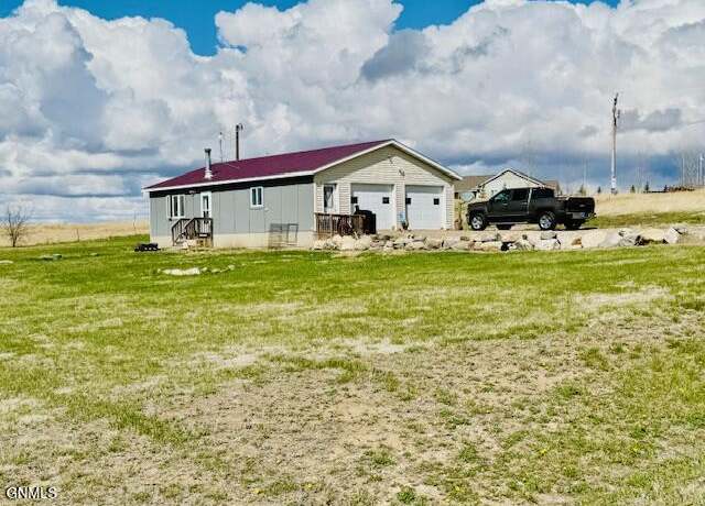 Property at 5814 133rd Ave NW, Williston, ND 58801, 1 bed, 1 bath