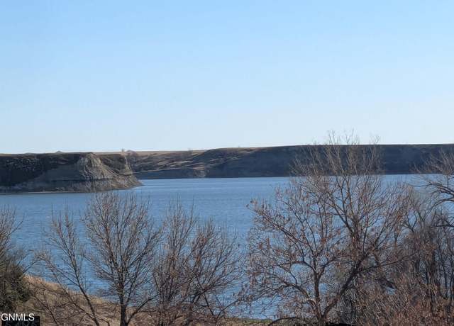 Property at 5483 Summer Ave, Glen Ullin, ND 58631, 1 bed, 1 bath