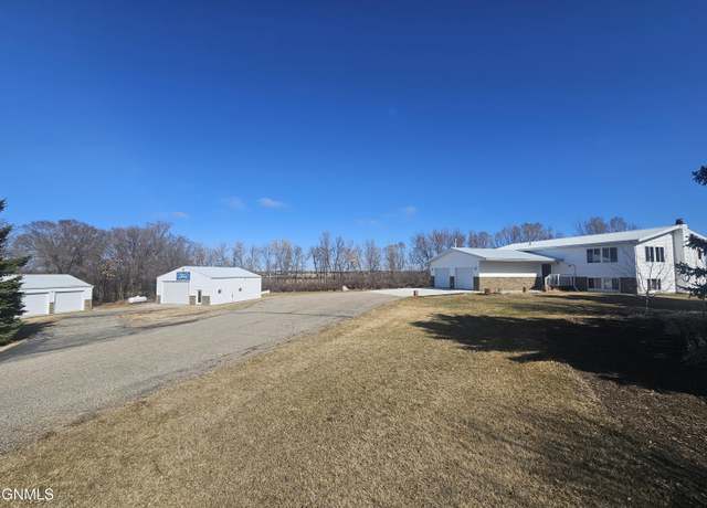 Property at 5110 Grassy Ln, Bismarck, ND 58503, 4 beds, 2 baths