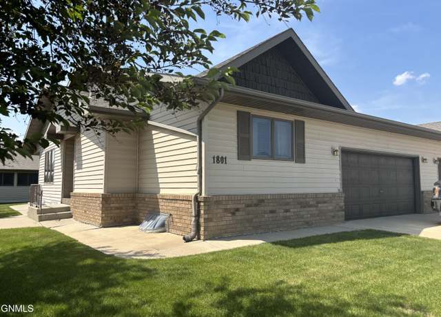 Property at 1801 15th Ave W, Williston, ND 58801, 2 beds, 2 baths