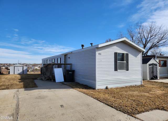 Property at 4005 19th St N #411, Bismarck, ND 58503, 2 beds, 2 baths