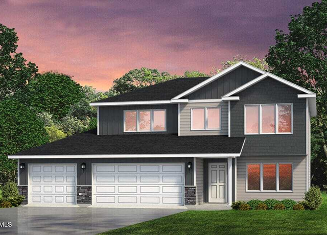 Property at 5308 Holmes Dr, Bismarck, ND 58501, 3 beds, 2.5 baths