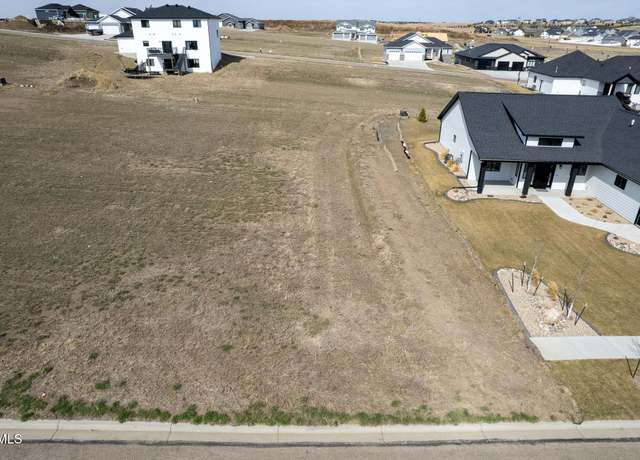 Property at 2010 Antler Ave, Bismarck, ND 58503