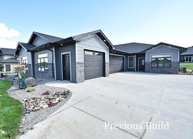 Property at 1821 Community Lp Loop, Bismarck, ND 58503, 3 beds, 2.5 baths