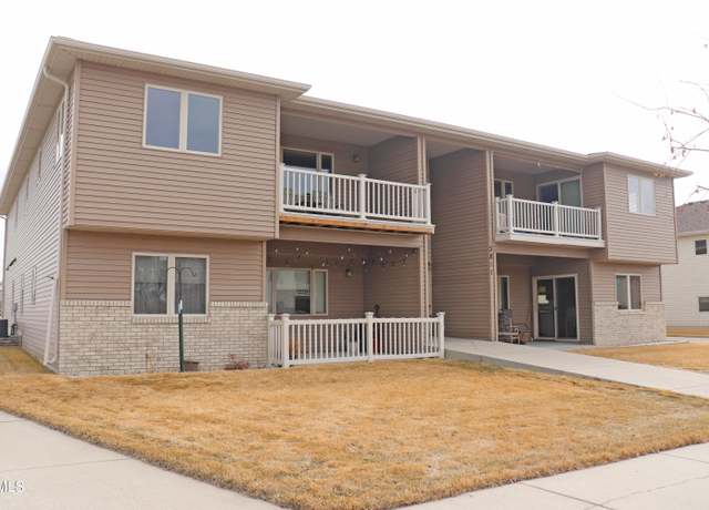 Property at 3811 Koch Dr #3, Bismarck, ND 58503, 3 beds, 2 baths