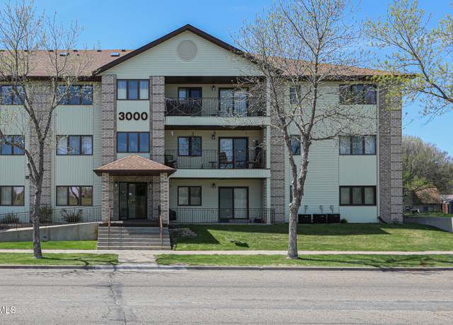 Property at 3000 N 4th Street #221 St, Bismarck, ND 58503, 2 beds, 2 baths