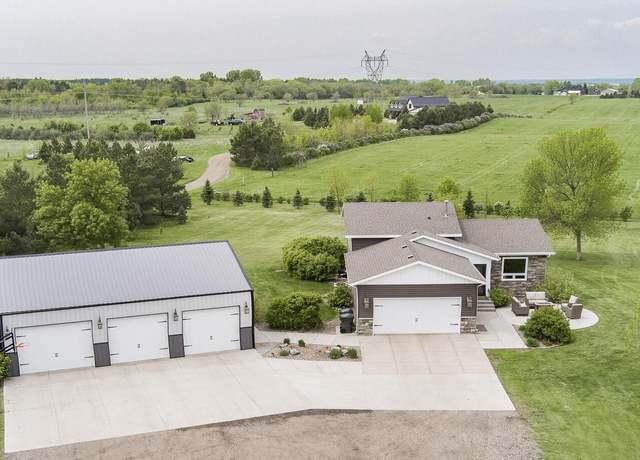 Property at 2594 93rd St SE, Bismarck, ND 58504, 4 beds, 3 baths