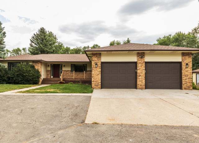 Property at 5020 Grassy Ln, Bismarck, ND 58503, 4 beds, 3 baths
