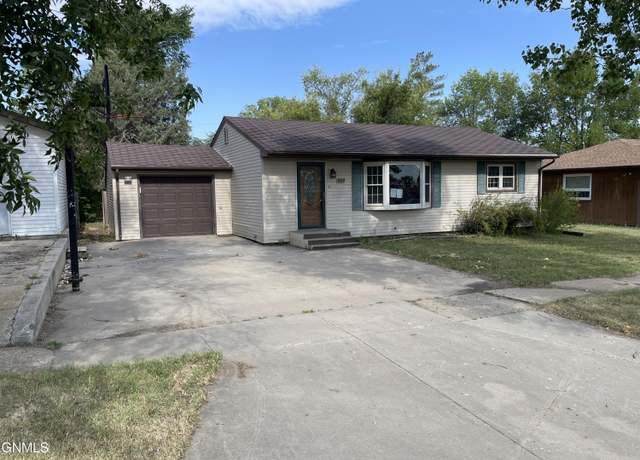 Property at 302 Torning St S, Tioga, ND 58852, 3 beds, 2 baths
