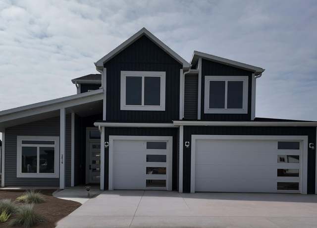 Property at 2416 Dutton Cir SE, Mandan, ND 58554, 5 beds, 3.5 baths