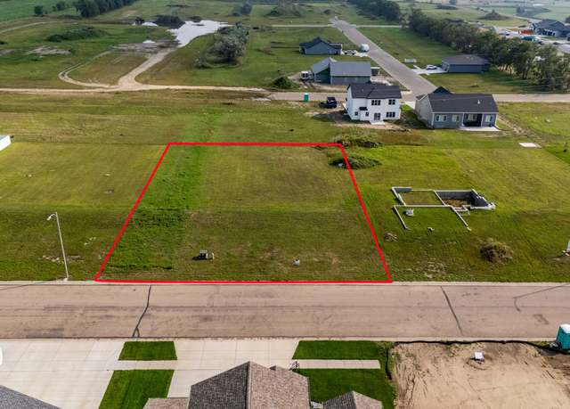 Property at 5319 Hendrickson Dr, Bismarck, ND 58504