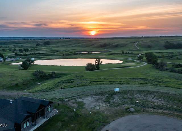 Property at 8524 Norman Pl, Bismarck, ND 58503