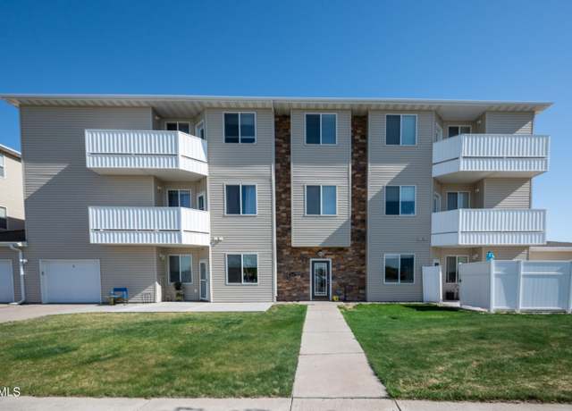Property at 1117 E Lasalle Dr #5, Bismarck, ND 58503, 2 beds, 2 baths