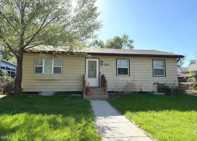 Property at 1109 1st Ave N, Jamestown, ND 58401, 3 beds, 1.5 baths