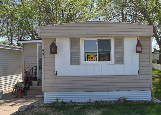 Property at 931 Western Park Vlg, Jamestown, ND 58401, 2 beds, 1 bath
