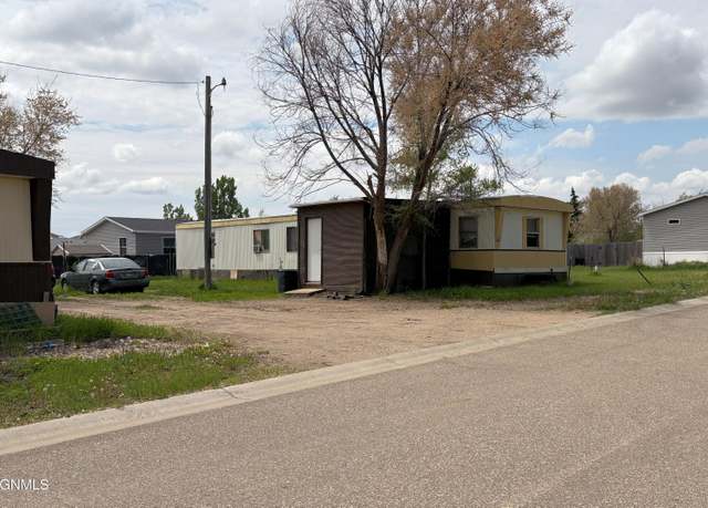 Property at 1521 47th St W, Williston, ND 58801