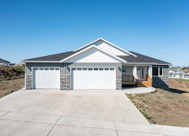 Property at 2108 Monarch Ave, Bismarck, ND 58503, 6 beds, 4 baths