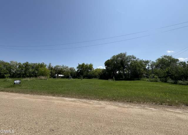 Property at 101 1st Ave E, Noonan, ND 58765