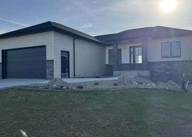 Property at 3715 Steel St, Bismarck, ND 58503, 6 beds, 3 baths