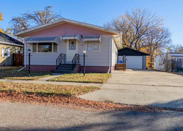 Property at 116 1st Ave NE, Beulah, ND 58523, 2 beds, 2 baths