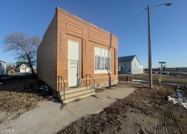 Property at 202 Main St, Ross, ND 58776, 2 baths