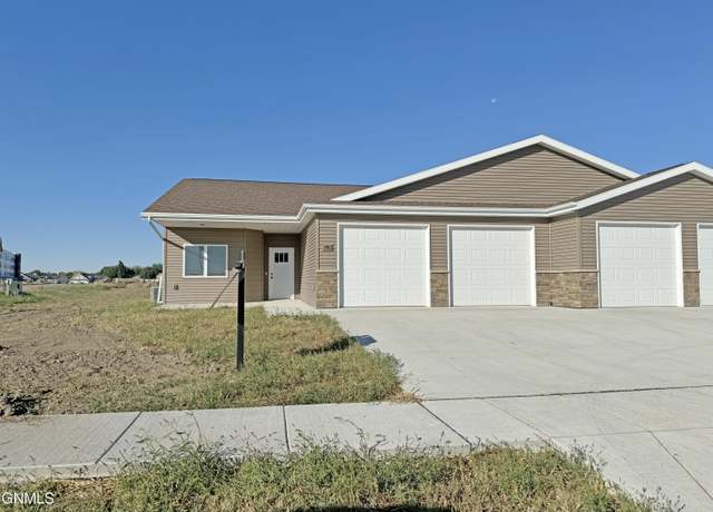 Property at 2912 Peach Tree Dr, Bismarck, ND 58504, 2 beds, 2 baths