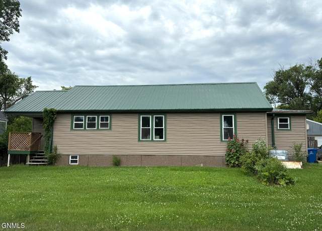 Property at 211 6th Ave, Montpelier, ND 58472, 2 beds, 1 bath