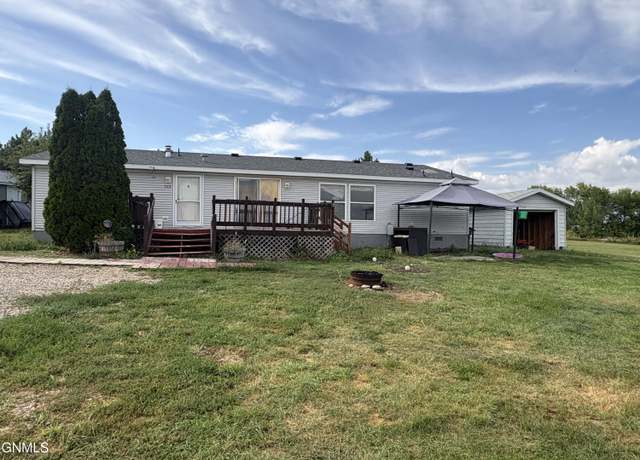 Property at 4848 Hwy 85 Lot 322, Williston, ND 58801, 3 beds, 2 baths