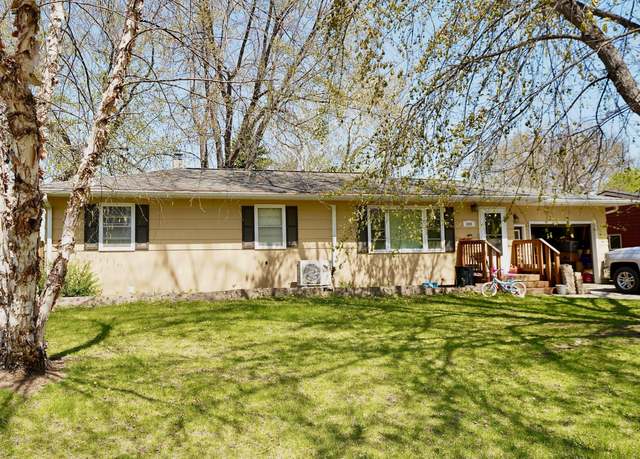 Property at 609 15th St SE, Jamestown, ND 58401, 5 beds, 2 baths