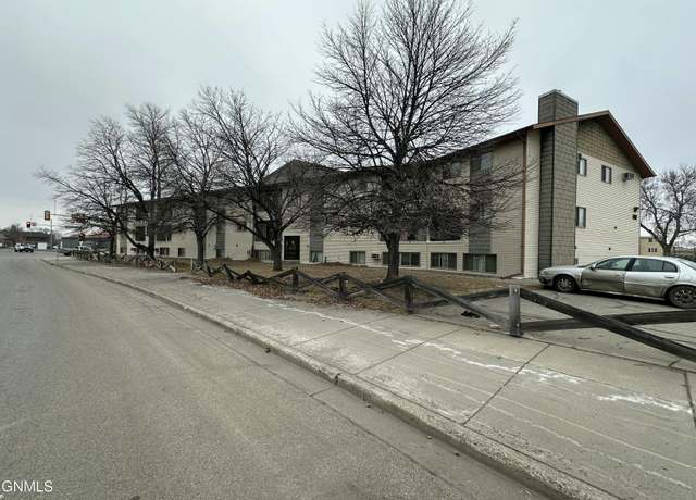 Property at 1112 Portland Dr #22, Bismarck, ND 58504, 2 beds, 1 bath