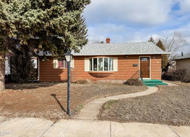 Property at 214 Howard St, Plentywood, MT 59254, 2 beds, 2 baths