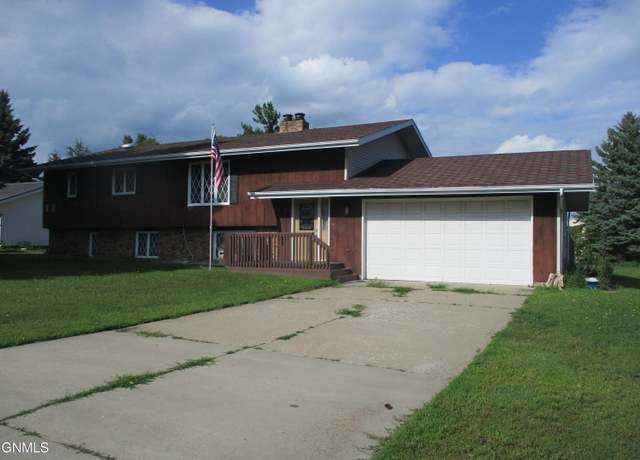 Property at 1107 Cannon Ln, Washburn, ND 58577, 4 beds, 2 baths