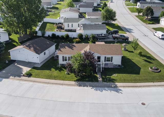 Property at 1703 N Valley Loop Loop, Bismarck, ND 58503, 3 beds, 2 baths